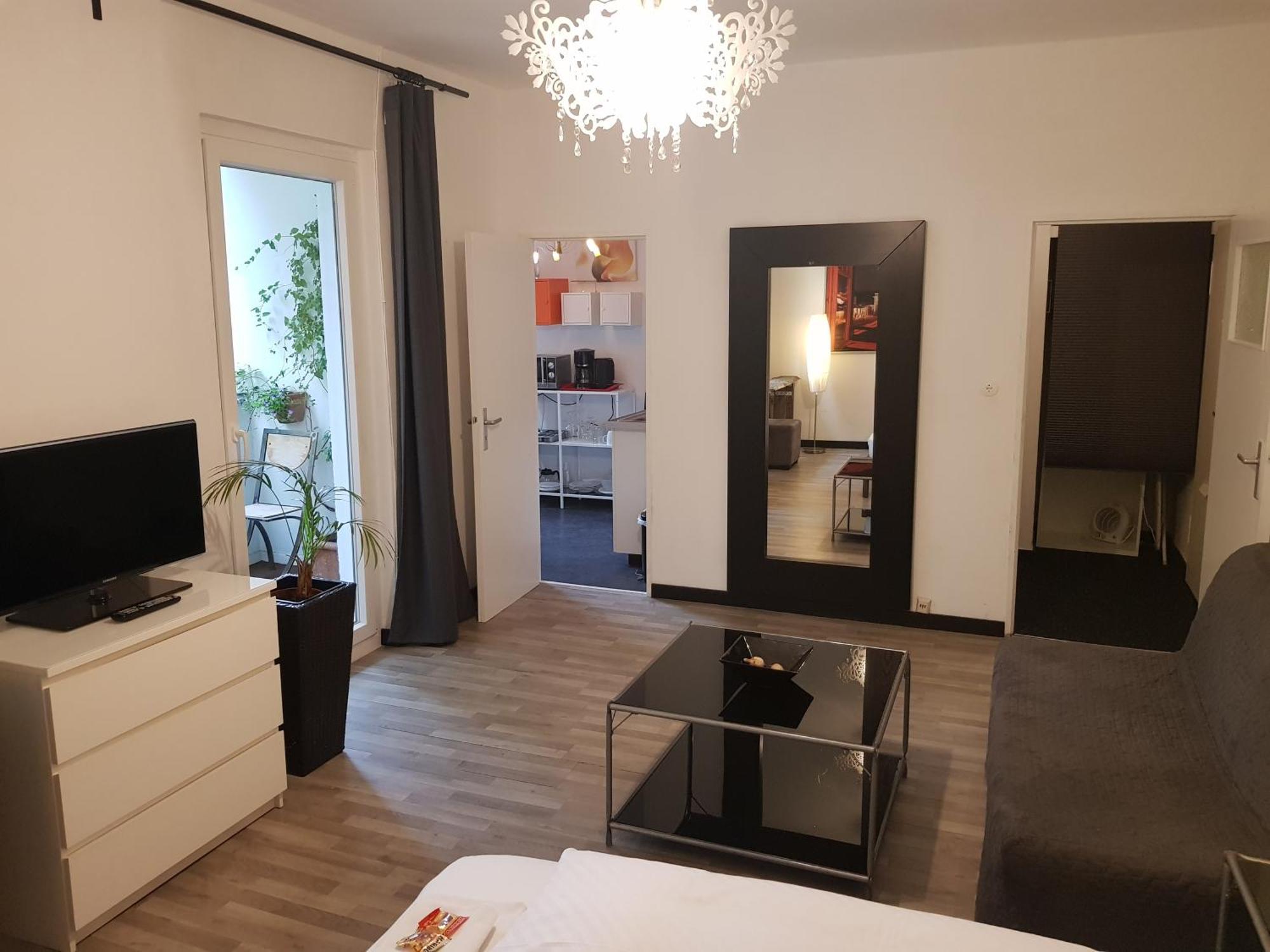 Yoursweethome Apartment